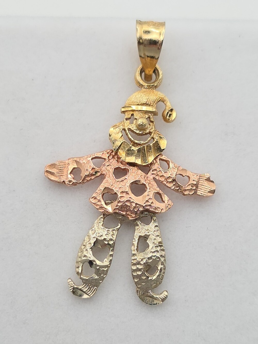 Vintage Fine Jewelry 14k Tri Gold Rose Yellow White Articulated Clown Pendant